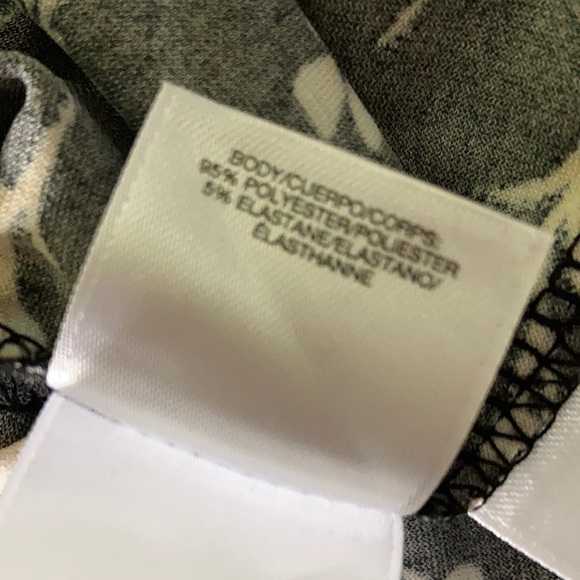 Anne Klein vintage style ruffled top - Picture 8 of 13